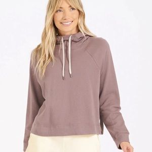 Vuori Beach Hoodie in Hazel